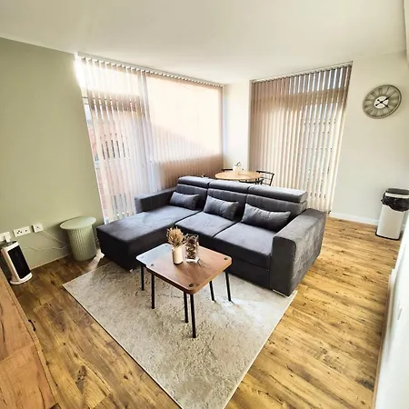 Stylish Centre Living Apartment Leeds (West Yorkshire)