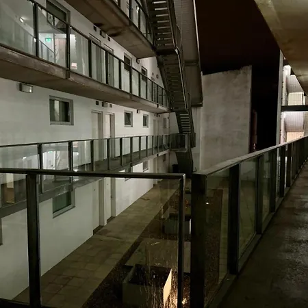 Stylish Centre Living Apartment Leeds (West Yorkshire)
