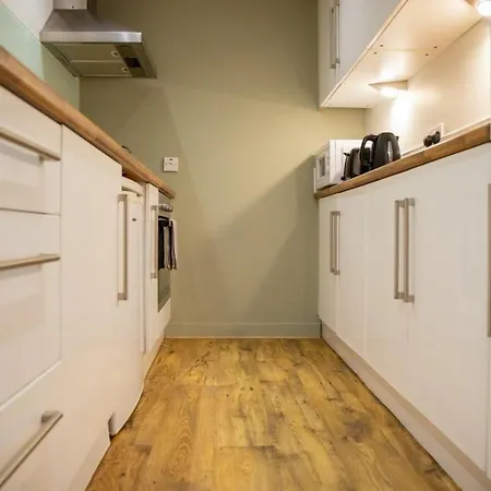 Stylish Centre Living * Leeds (West Yorkshire)
