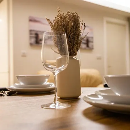 Stylish Centre Living * Leeds (West Yorkshire)