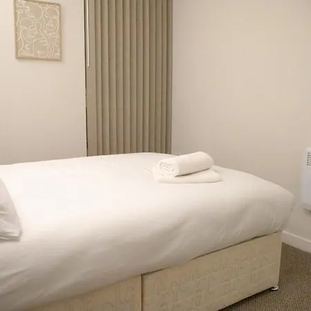 Stylish Centre Living *
