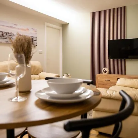 Stylish Centre Living Leeds (West Yorkshire)